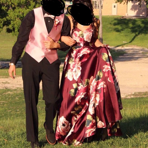 Prom Dress - Picture 1 of 2